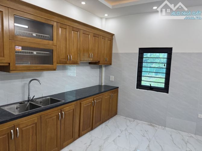 Mặt đường Ôtô tránh Quận Hà Đông