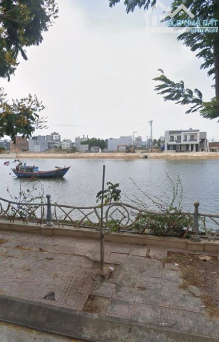 Bán nhà 1 lầu  view sông công viên khu tvsmt