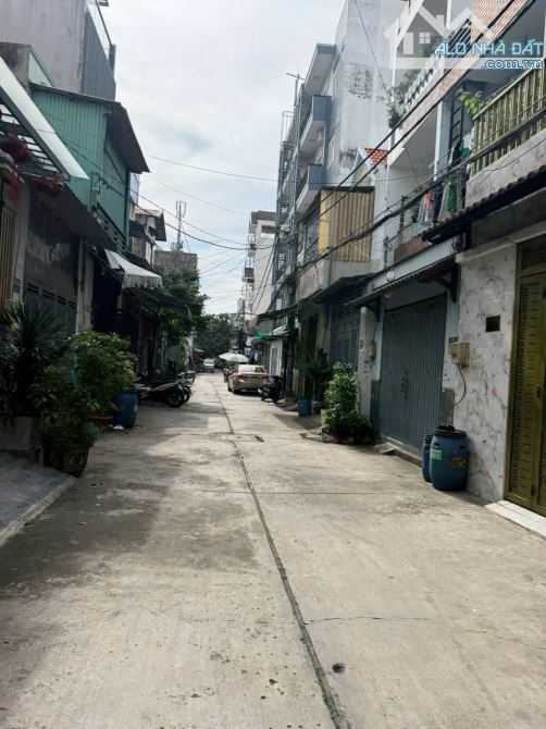 Bán nhà Đ số 9 BHH gần Aeon Tân Phú hẻm 6m thông gần mặt tiền 91m2,2 Tầng Nhỉnh 4 tỷ