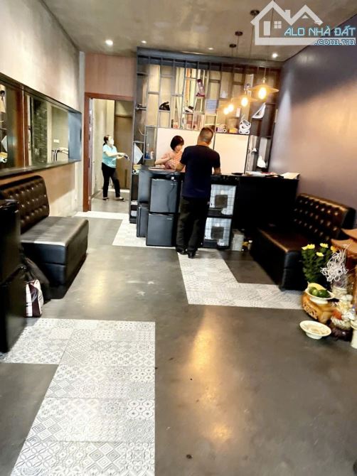 MẶT PHỐ VIP HOÀN KIẾM- TOÀ NHÀ APARTMENT.- DÒNG TIỀN TỐT- Phủ Doãn 78 m , 8 T, mt 3.8 m