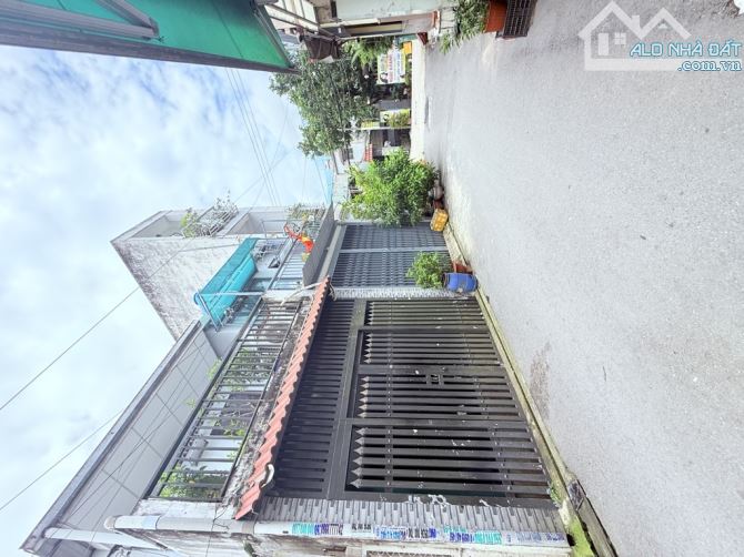 BÁN NHÀ KHU PHÂN LÔ TÂN THỚI NHẤT 11 QUẬN 1 2, HẺM ÔTÔ, DT45M² (3.9×12), GIÁ SIÊU RẺ