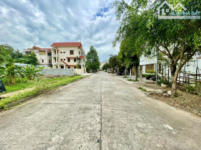 BÁN ĐẤT NHÀ VƯỜN QUẢNG TRƯỜNG 1/ P HOA LƯ- VỊ TRÍ TRUNG TÂM ( VIP )