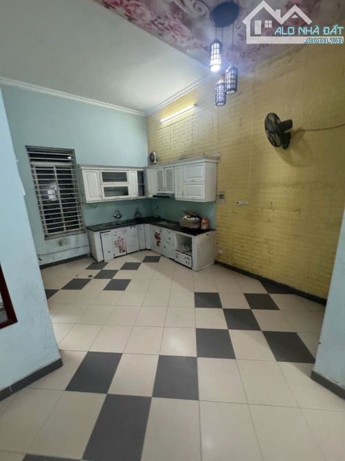 DÂN XÂY TRUNG VĂN – NGÕ THÔNG – 2 THOÁNG – 55M² – 3 TẦNG – 9.2 TỶ (DTL91545)
