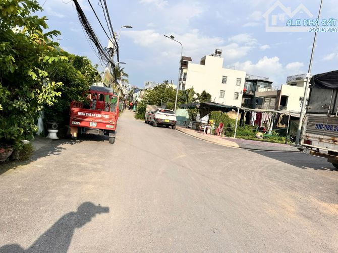 * CỰC RẺ-CHỈ 42TR/m2- BÁN 2 LÔ ĐẤT MT ĐƯỜNG 40, p.hiệp bình chánh ,thủ đức, 372m2-10.6x32m - 10