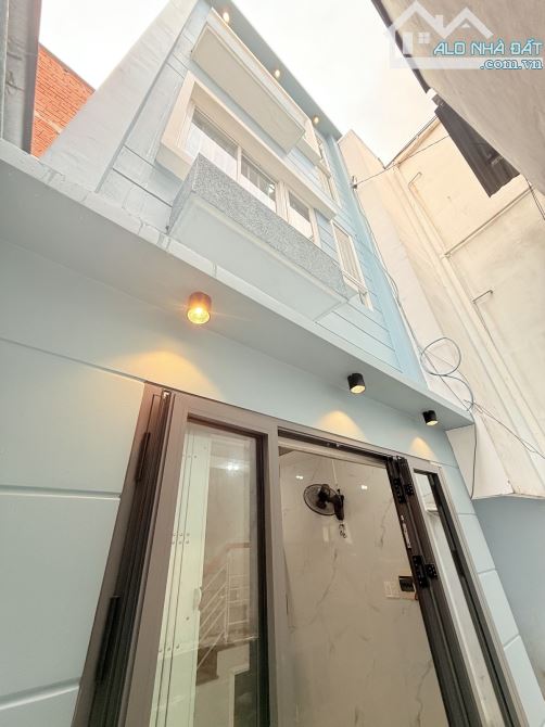 Nhà mới đẹp Sư Vạn Hạnh, Quận 5, 2 lầu, 2 phòng ngủ, 3 vệ sinh, chỉ 3.38 tỷ - 10