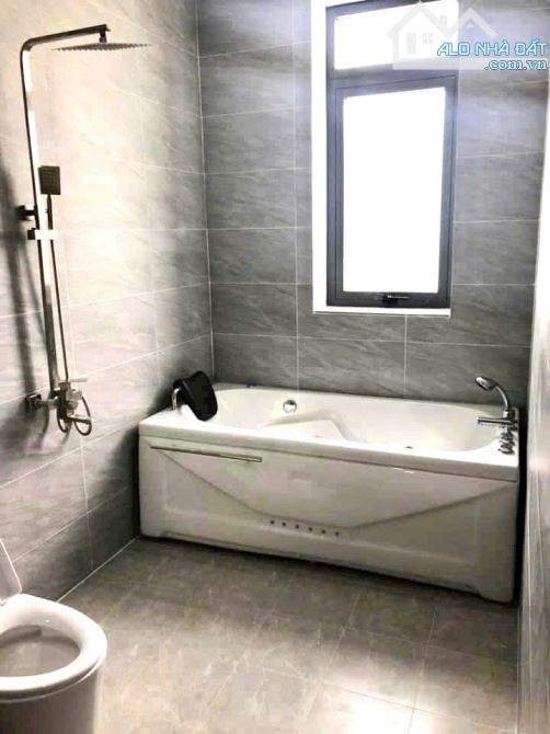 Cần bán nhà phố cao cấp khu Omely Đào Tông Nguyên, NB, Dt 6x14m. Giá 8,4 tỷ - 10