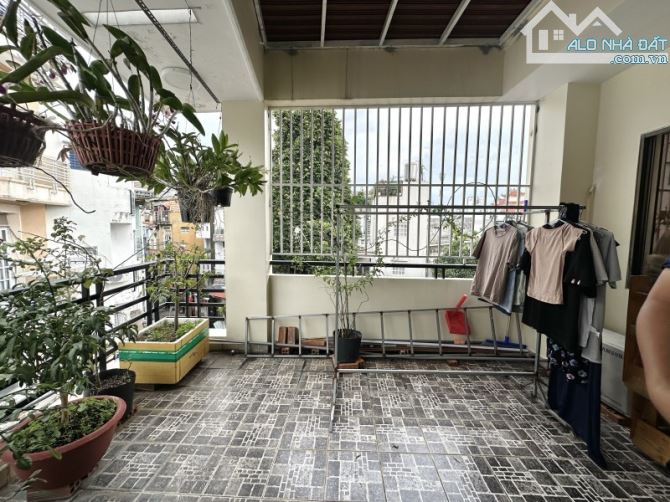 BÁN NHÀ HẺM XE TẢI TRẢI NHỰA P.5 PHÚ NHUẬN, NỞ HẬU - 40M2, 3T - Đ. HOÀNG HOA THÁM - 7.6 TỶ - 10