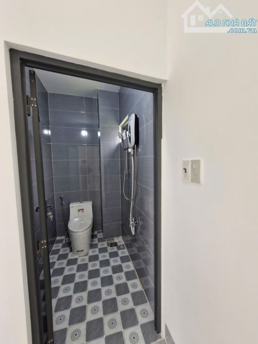BÁN NHÀ TRỆT LẦU MỚI ĐẸP TẶNG FULL NỘI THẤT RẠCH MIỄU ÔNG - LONG TUYỀN BÌNH THỦY - CT  👉 - 10