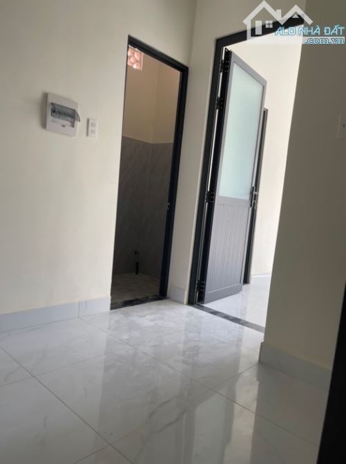 BÁN NHÀ NGAY KHU DÂN CƯ HỒNG LONG NGANG 5M DÀI 10M NHÀ 2 TẦNG GIÁ 4 TỶ - 10