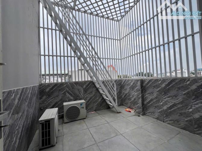 Biệt thự 3 tầng Mặt tiền đường TRƯƠNG THỊ HOA phường TTH Q12, dt 165m2 (6,6mx25m) Đường10m - 11