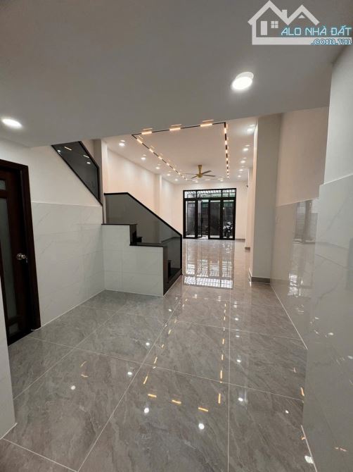 Bán Nhà Bình Qưới 80m2( 4.5 x 18) 4 Tầng 4 Phòng Ngủ 6Wc Giá 10 tỷ 500 - 11