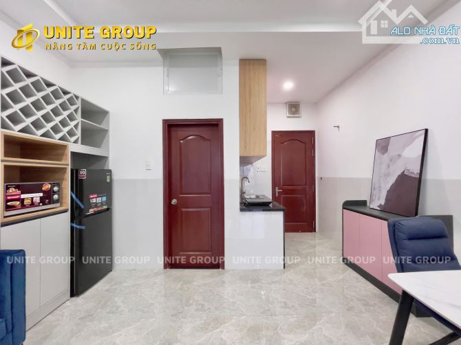 Cho thuê căn hộ 1PN ban công full nội thất siêu xinh ngay trung tâm Quận 7 - 11