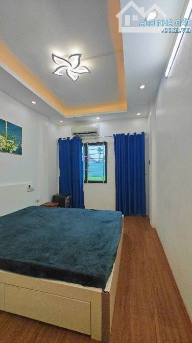 BÁN GẤP NHÀ NAM DƯ, 30M RA Ô TÔ, NHỎ XINH VỪA TIỀN, ĐI BỘ RA VƯỜN HOA TÂY TRÀ, SỔ ĐẸP - 1