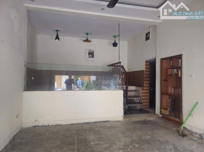 TẬP THỂ THANH XUÂN BẮC TẦNG 1 KINH DOANH CAFE HÀNG ĂN SIÊU ĐẸP 50m 2.75 TỶ - 1
