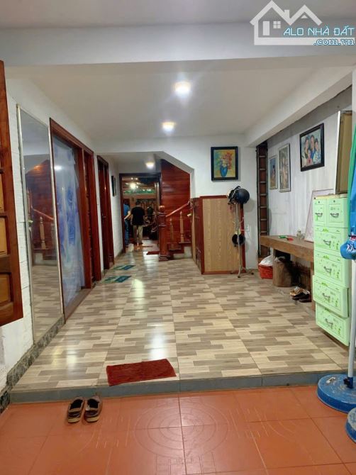 nhà mặt tiền kinh doanh kèm nhà gỗ sang trọng 2 tầng - 5
