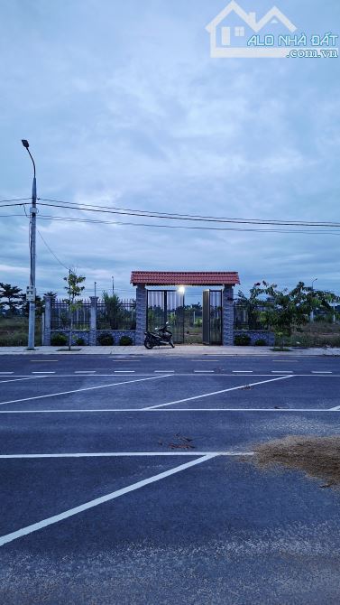 Bán lô đất Biệt thự 300m2 (12x25)m, đã xây tường rào cổng ngõ siêu đẹp, Nghĩa Kỳ, Tư Nghĩa - 4