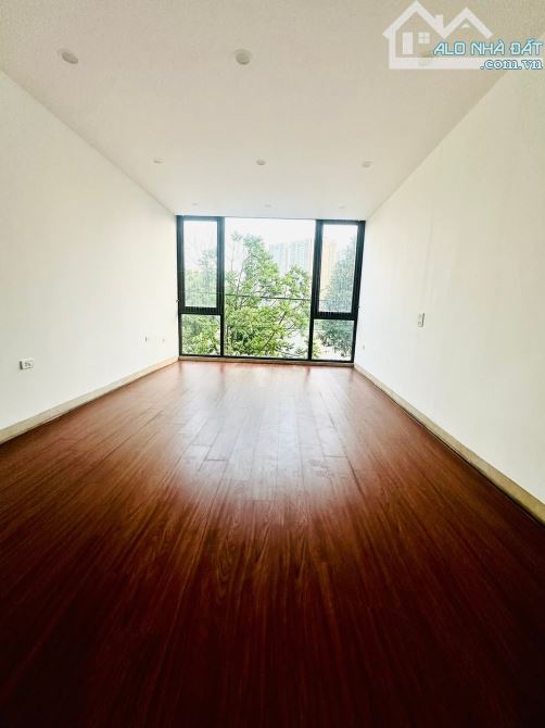 Cho thuê nhà 7 tầng thang máy phố Tôn Đức Thắng, Đống Đa - 2