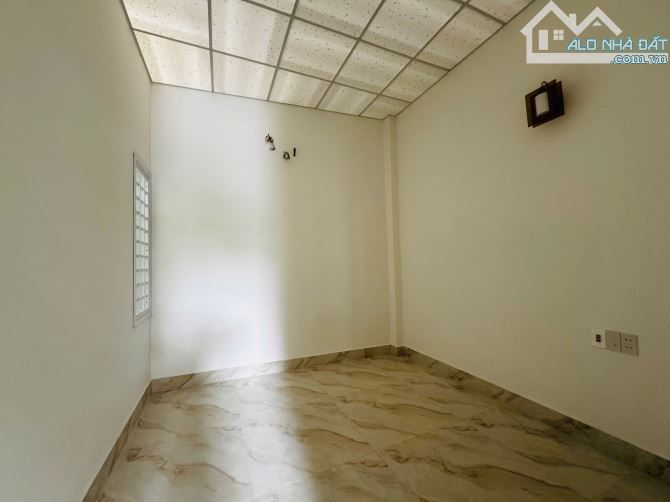 NHÀ 2 TẦNG ĐẸP TỪ DÂN NGUYỄN KHOA CHIÊM - ĐAỊ HỌC NGOẠI NGỮ - 1