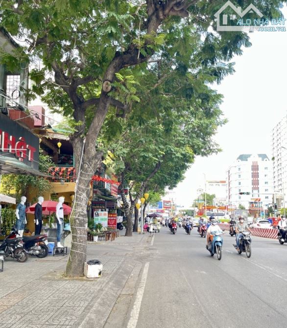 Bán nhà P5 Q11 Lạc long Quân 45m2 2 tầng.KHÔNG QUY HOẠCH, LỘ GIỚI ~4TỶ - 1