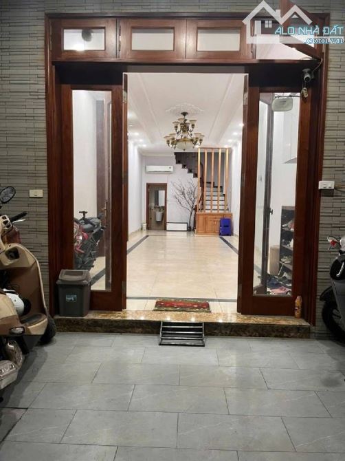 Bán nhà riêng 64m2 Kv Tam Trinh-Lĩnh Nam. Ngõ thông thẳng tắp, rất gần phố - 1