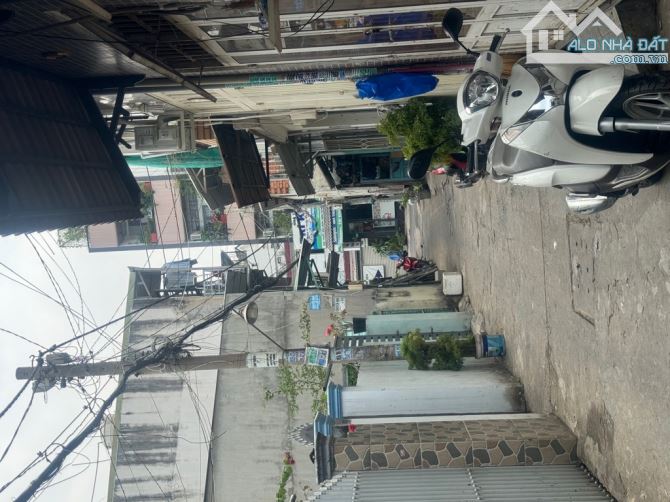 Nhà Hẻm Nguyễn Duy Cung chỉ 5,2 ty - 1