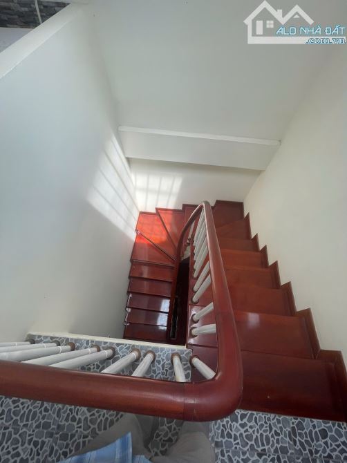 Bán nhà Võng Thị 45m2x 5 tầng, mặt tiền 3.8m, giá 15.2 tỷ - 1