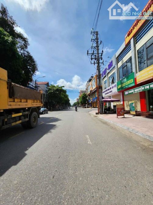 Trung tâm phố hồ vỉa hè kinh doanh oto tránh - 1