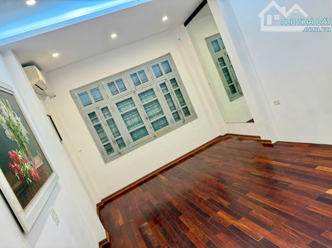 Cho thuê nhà riêng 32m2 x 5 tầng Nguyễn Xiển, Thanh Xuân - 1