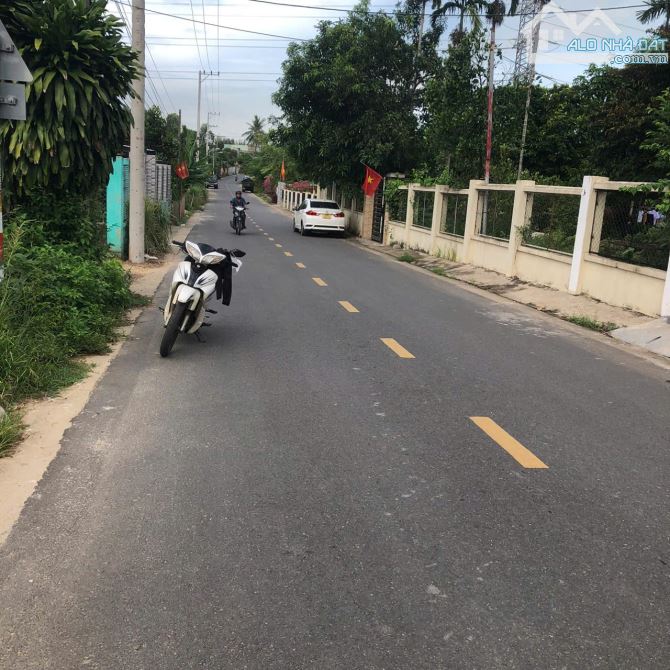 Đất cẩm toại đông, 2 mặt kiêt, cách chợ túy loan 1,5km, 120m2 - 1