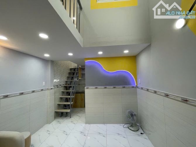 Hẻm xe máy Huỳnh Thiện Lộc-Tân Phú-18m2-ngang 3m-3 tầng-2pn-giá 2,5 tỷ - 1
