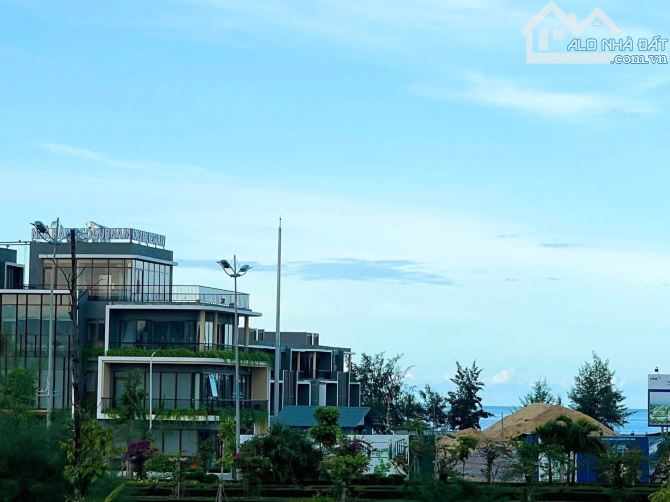 Bán nhanh biệt thự Bảo Ninh giá rẻ - 1