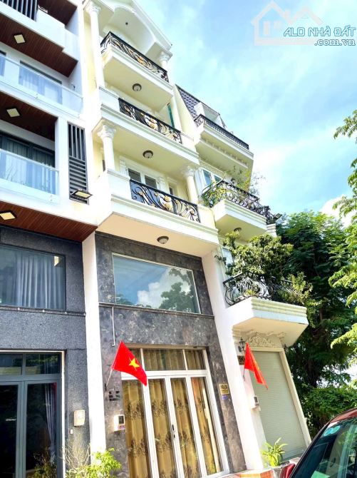 Cho thuê nhà hoàng quốc việt giáp phú mỹ hưng 4 tấm giá chỉ 20tr - 1