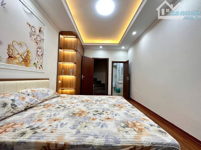 TT Ba Đình - nhà đẹp gần phố -3 mặt thoáng - 1