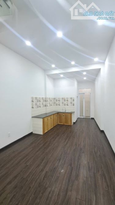 BÁN NHÀ ĐẸP 2 TẦNG MẶT TIỀN TRẦN NGUYÊN HÃN, PHƯỜNG NHA TRANG - GIÁ CHỈ 7,2 TỶ - 1