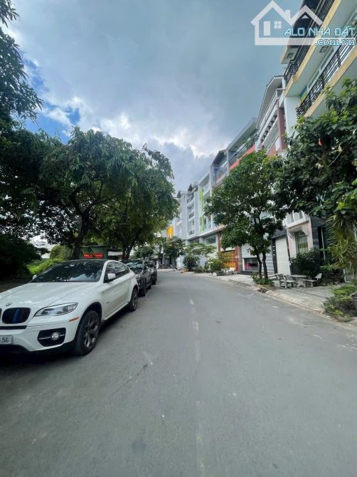 5❌23m, BÁN NHÀ 4 TẦNG, 9PN, 20Tr/THÁNG, 1/ NGUYỄN VĂN QUÁ, DHT, Q.12, 8 TỶ NHỈNH - 1