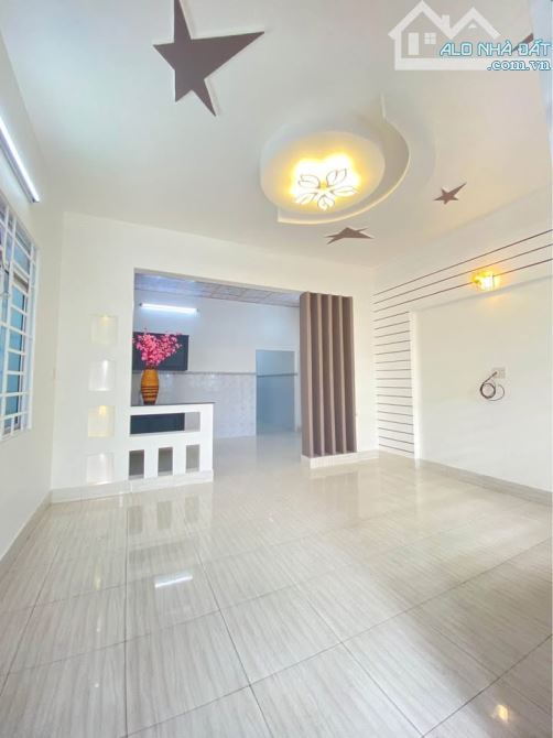 Ngộp Bank ! Cần bán gấp căn nhà cấp 4 ở 1/ Đ. Lê Thị Lơ,Hóc Môn 87m2 SHR giá 925tr - 1