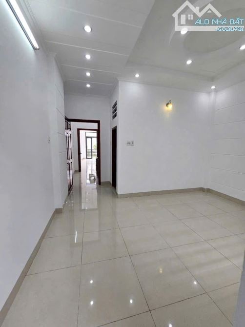 🌱 NHÀ 1 TRỆT 1 LẦU ĐƯỜNG B5 KDC HƯNG PHÚ 1 - GẦN SIÊU THỊ GO CẦN THƠ - 1