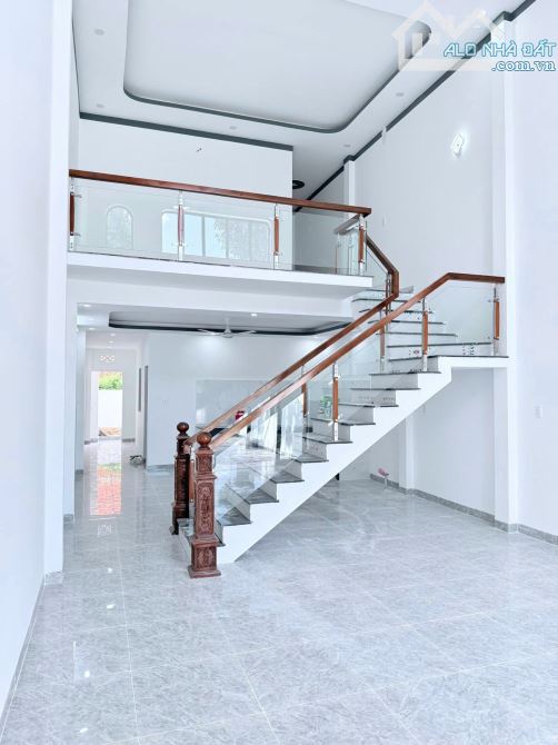 NHÀ GÁC LỬNG MỚI XINH, GIÁP PHƯỜNG TÂN PHONG, BIÊN HÒA - 1