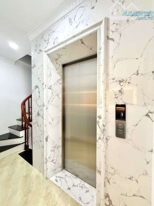 BÁN NHÀ GẦN PHỐ TRƯƠNG ĐỊNH, HAI BÀ TRƯNG, 5 TẦNG THANG MÁY, Ô TÔ ĐỖ CỬA, NGÕ THÔNG - 1