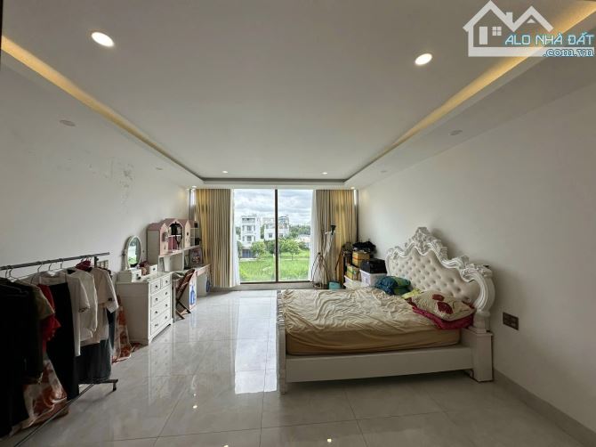 Nhà đẹp Đào Sư Tích, 5x30m, 3 tầng, hơn 11 tỷ - 1