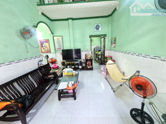 Hiếm Có! Nhà 2 Tầng 3PN Trường Thọ Thủ Đức – Gần Metro – 67m² Ngang Rộng – Chỉ 3.2 Tỷ - 1