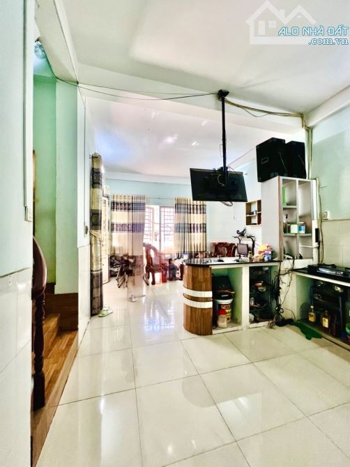 💁‍♂️ Bán nhà 2 tầng 60mv( 5*12), Hoàn công đủ. Ngay làng ĐHQG Linh Xuân, Thủ Đức. - 1