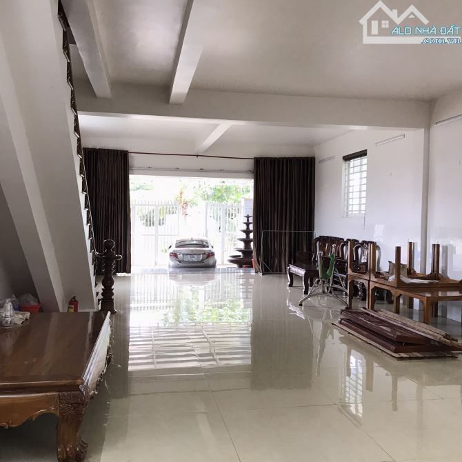 Bán nhà 1 trệt 1 lầu xây dựng kiên cố, ngang 7m, thoáng mát, sạch sẽ, vào ở ngay - 1