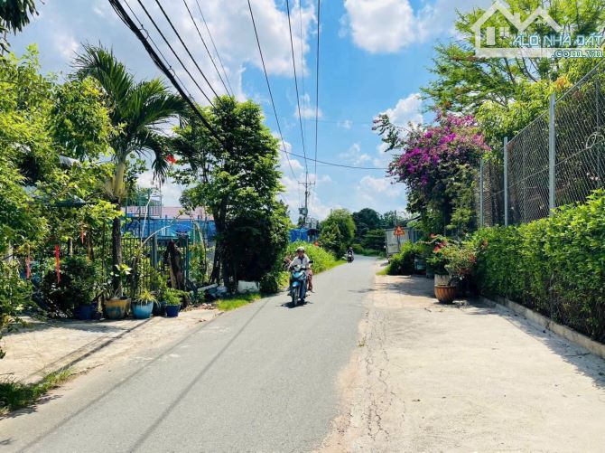 Bán gấp lô đất Tân Phú Trung Củ Chi 240m2 giá 1,15 tỷ , Sổ Hồng Riêng, đường nhựa 12m - 1