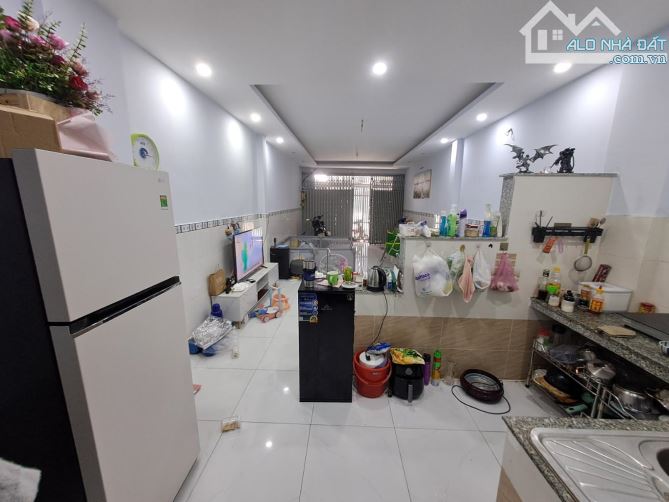 🌹Nhà rẻ P10, Tân Bình - 2 tầng đúc, 4.1m❌️13m. Chỉ nhỉnh 4 tỷ - 1