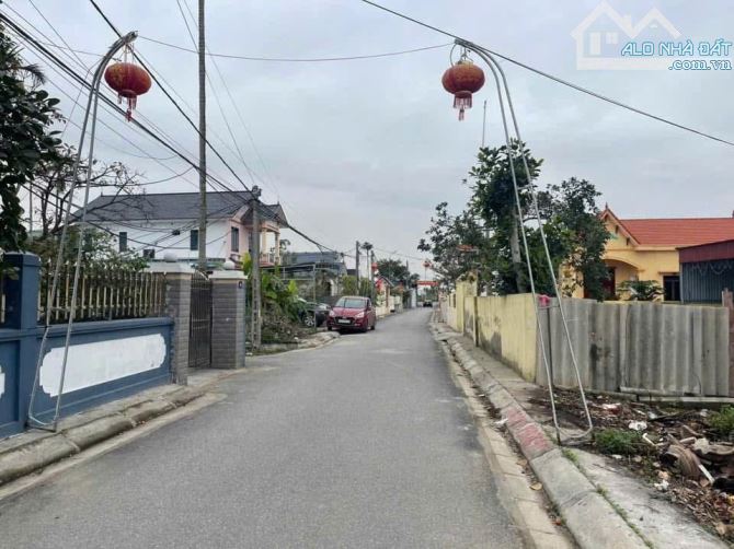 - LÔ ĐẤT MẶT ĐƯỜNG NHỰA TẠI 171 THƯỢNG ĐỨC.  - Đường nhựa rộng 5m - 1