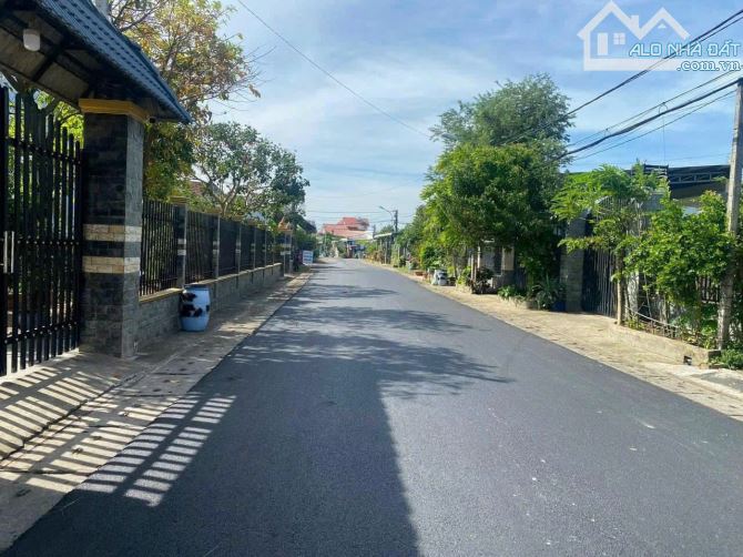 CẦN BÁN LÔ ĐẤT NGAY TRUNG TÂM TT CỦ CHI 180m2 GIÁ CHỈ 750 TRIỆU - SHR - 1
