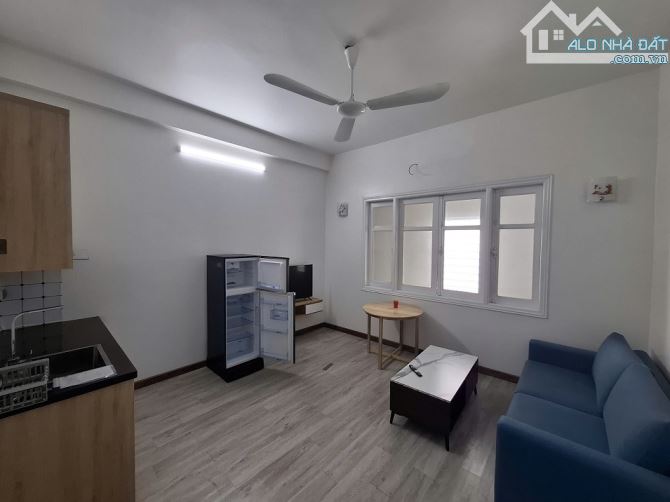 Cho thuê CH 1K1N full đồ, máy giặt riêng Hoàng Hoa Thám, Ba Đình, ô tô đỗ cửa, 9.5 tr/th - 1