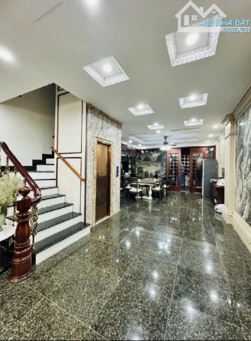 Cho thuê nhà Vạn Phúc 100m x 5 tầng thang máy FULL nội thất 30tr - 1