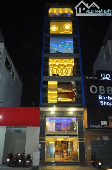 Cho thuê tòa nhà 34 Nguyễn Văn Cừ, Quận 1 – Vị trí trung tâm, giá thuê tốt - 1
